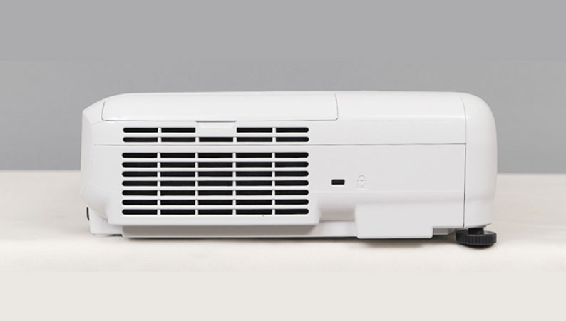 Epson Projector EB-E01 | derp